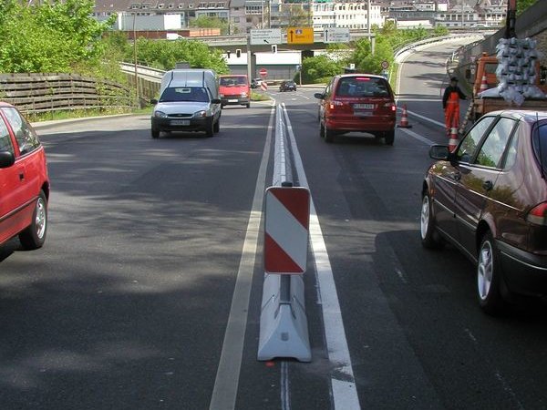 Leitsysteme Verkehrstechnik - Mitteltrennung