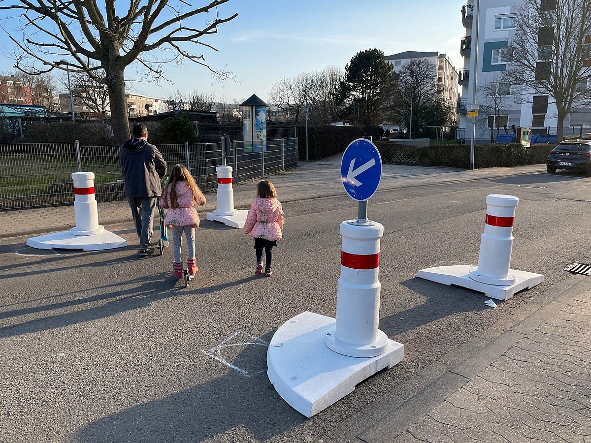 Verkehrswächter Verkehrstechnik - Kindergarten sichern