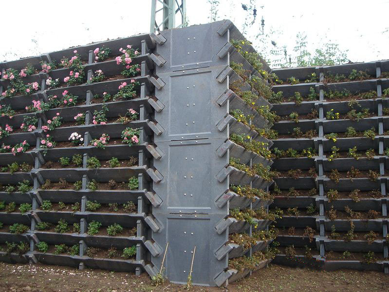 Lärmschutz - Baukasten - Highwall - senkrechte Raumgitterwand Lärmschutz - Baukasten - Highwall - senkrechte Raumgitterwand