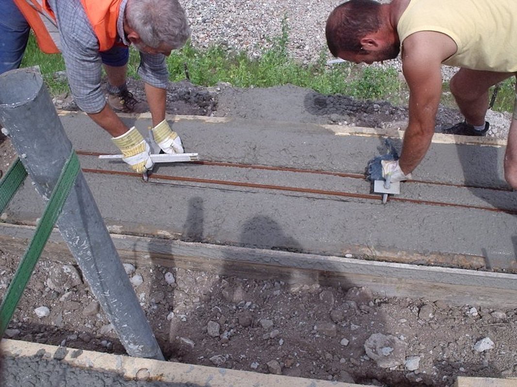 Verkehrstechnik - Fundamente herstellen