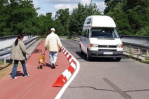 Lösung 2 - Fußgängerschutz