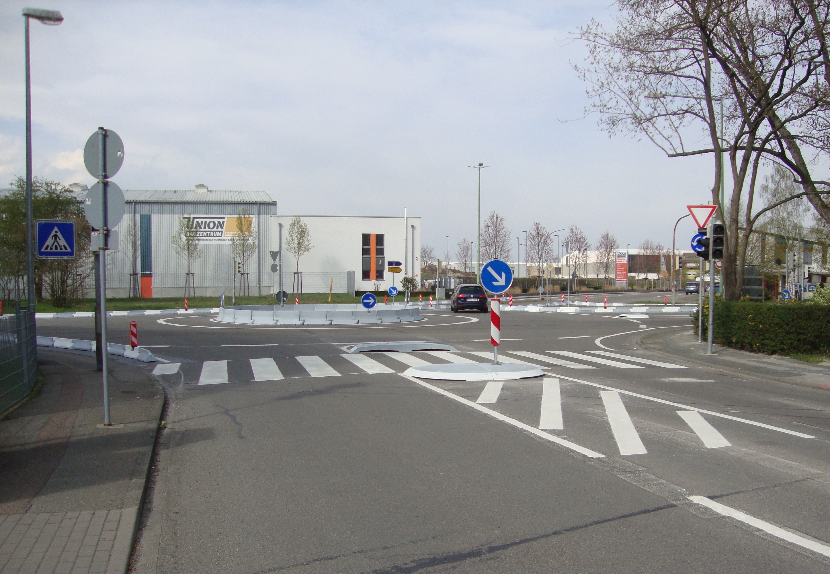 Kreisverkehrsplatz Leitelement