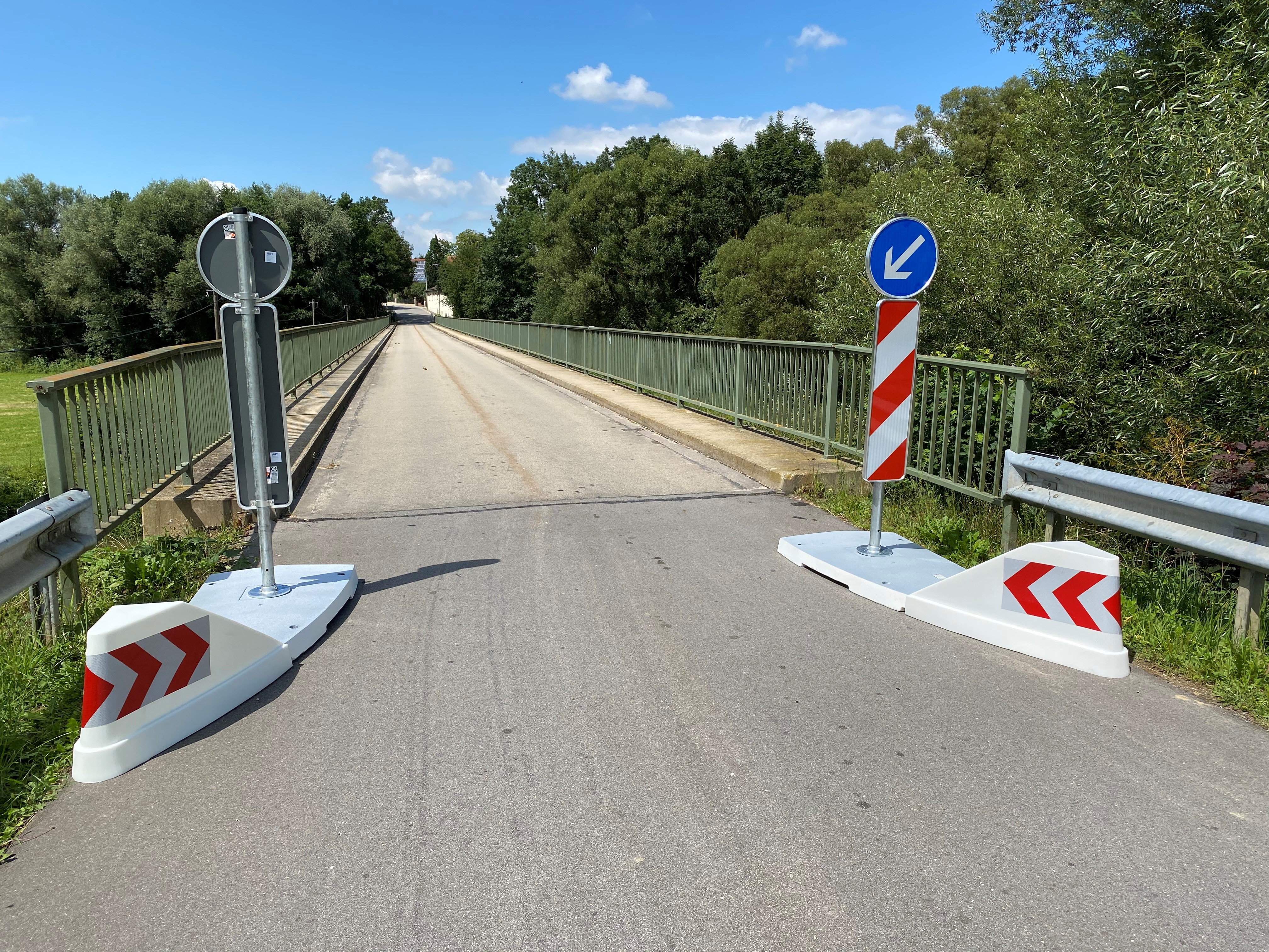 Brueckenverengung Beruhigungsinsel