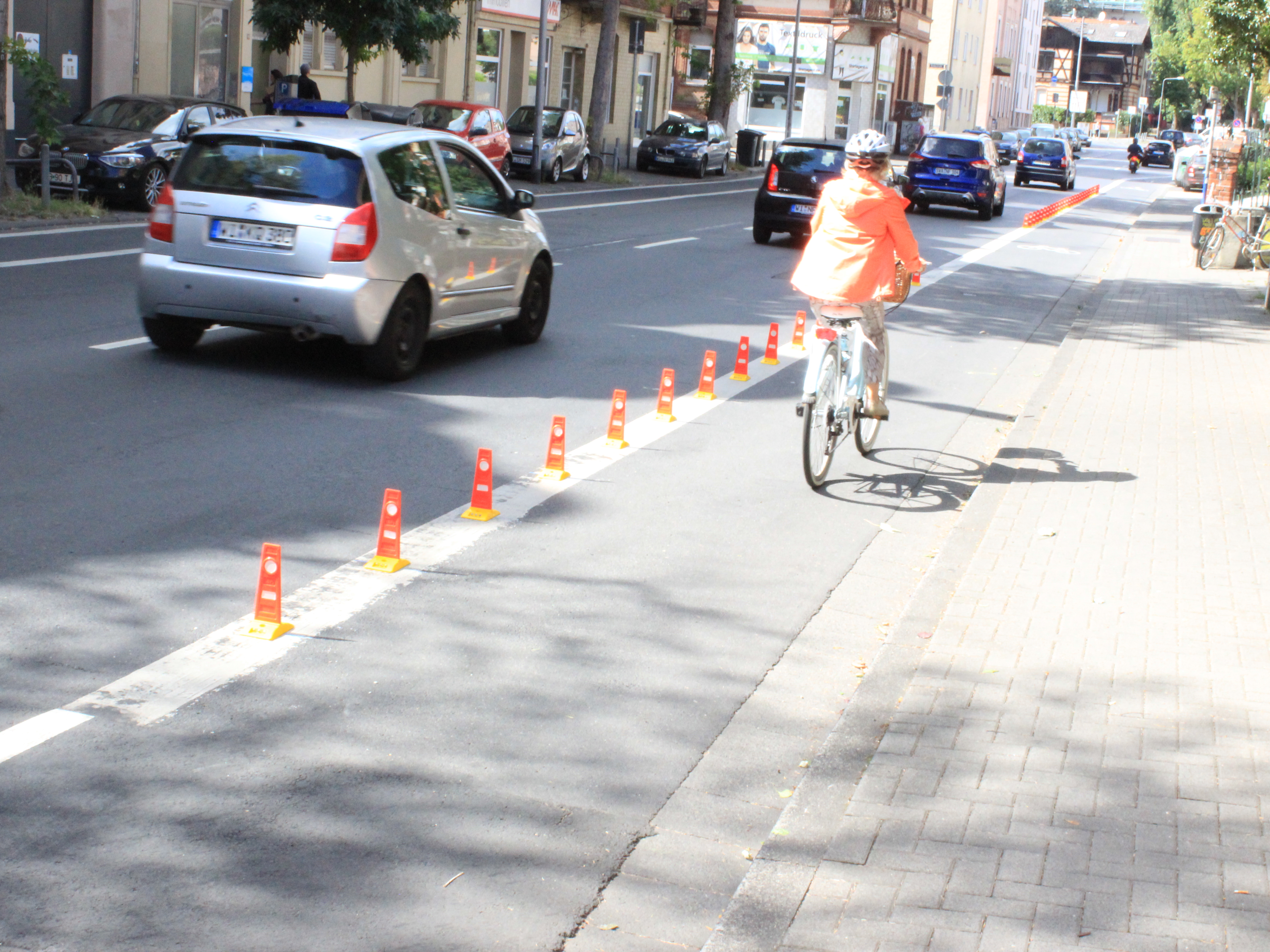 Sichtzeichen Radwegabtrennung