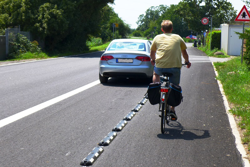 Leitschwellen Separator Radwegabtrennung