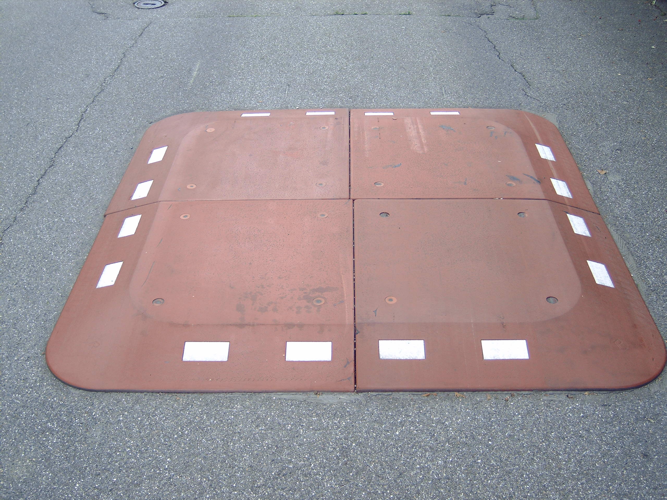 Komplettschwelle Berliner Kissen bis 30 km/h Berliner Kissen rotbraun bis 30 km/h